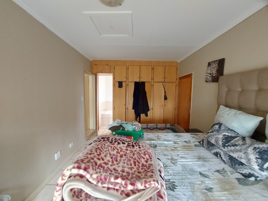 3 Bedroom Property for Sale in Groenvlei Sh Free State